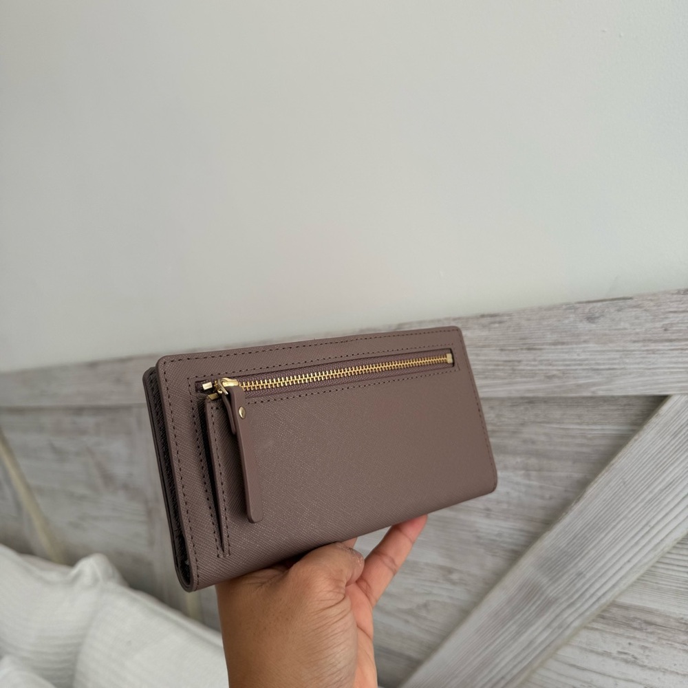 Kate Spade BiFold Wallet - Picture 3 of 5